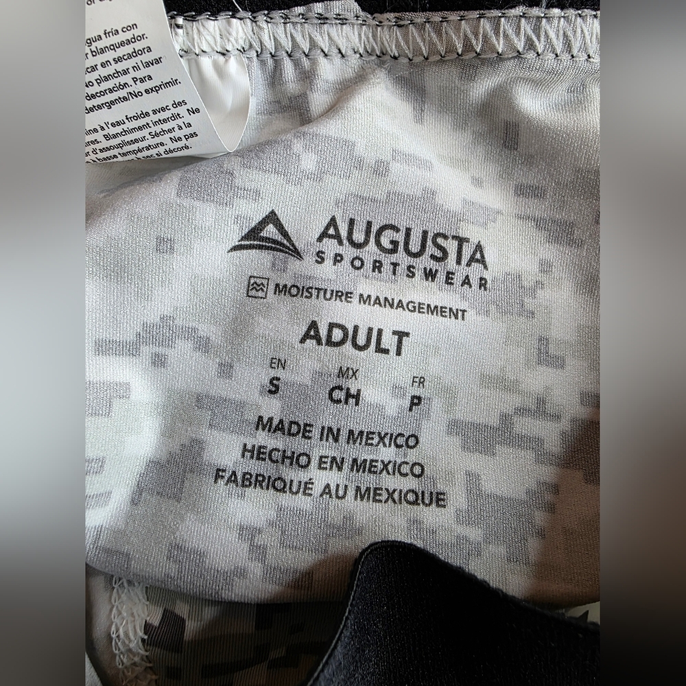 Augusta Sportswear Hyperform Compression Calf-Length Tights Small NWOT I-3073 - Picture 7 of 7